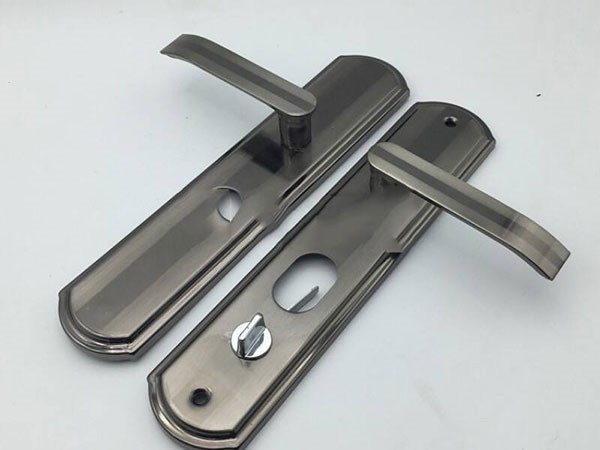 沈陽沈河區(qū)汽車配鑰匙(換鎖芯電話)